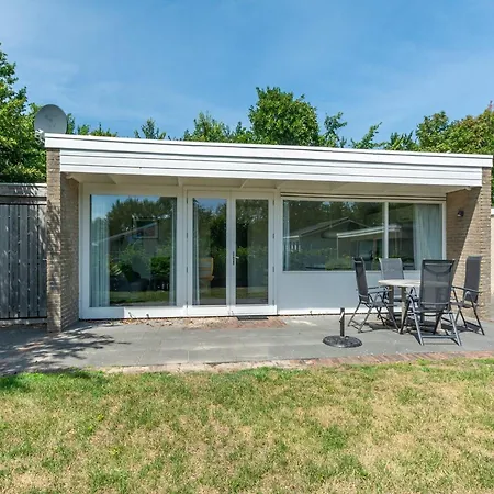 Vakantiehuis In Near Sandy Beaches