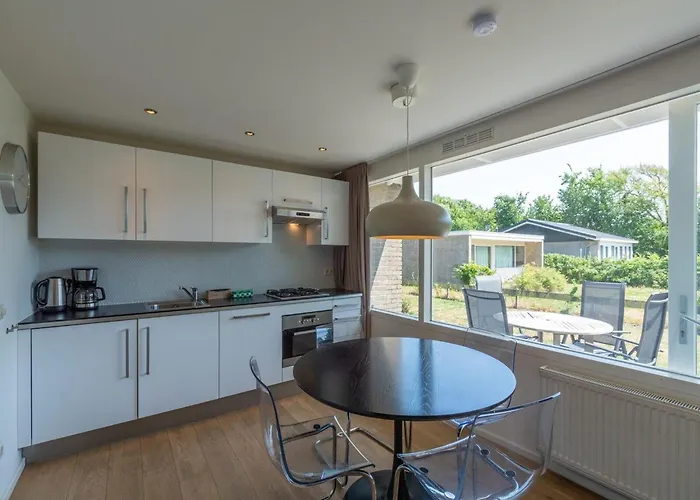 Vakantiehuis In Near Sandy Beaches Callantsoog