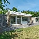 度假居 In Near Sandy Beaches *